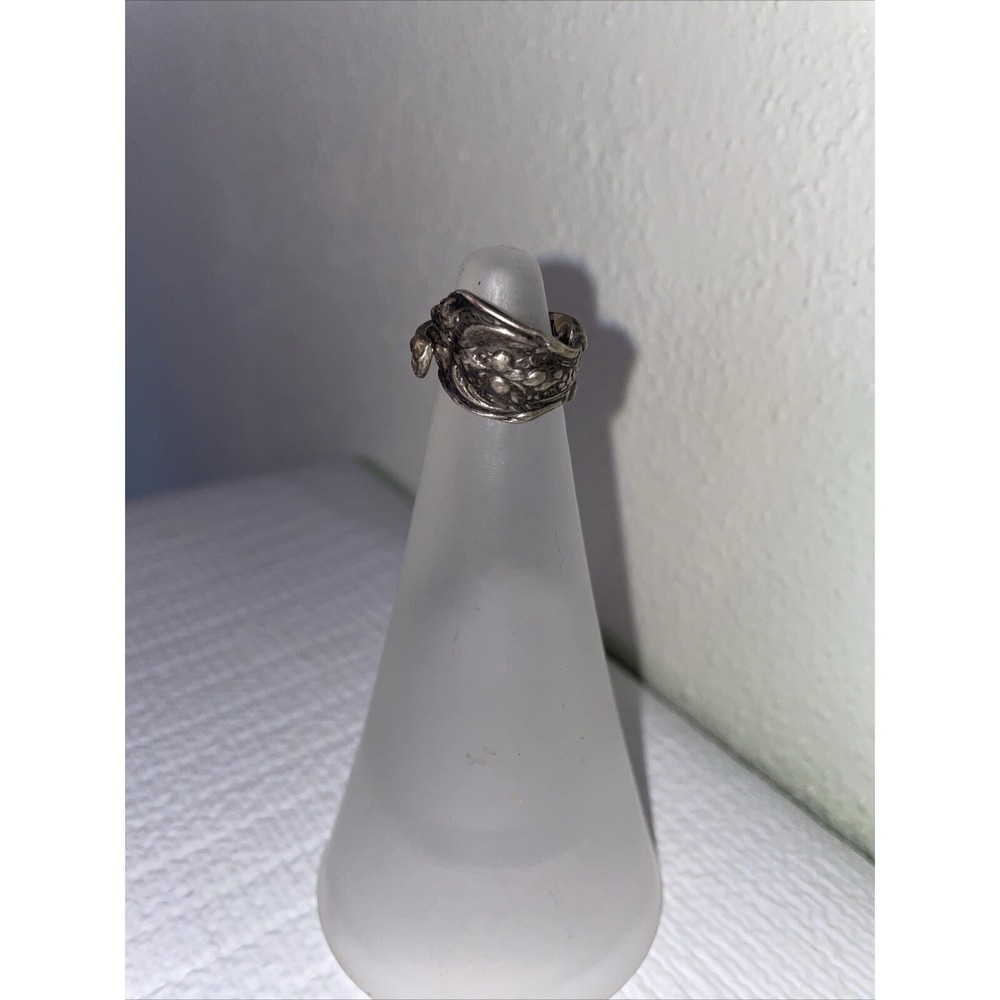 Vintage Cellini Sterling Silver Ring. Size 5.75